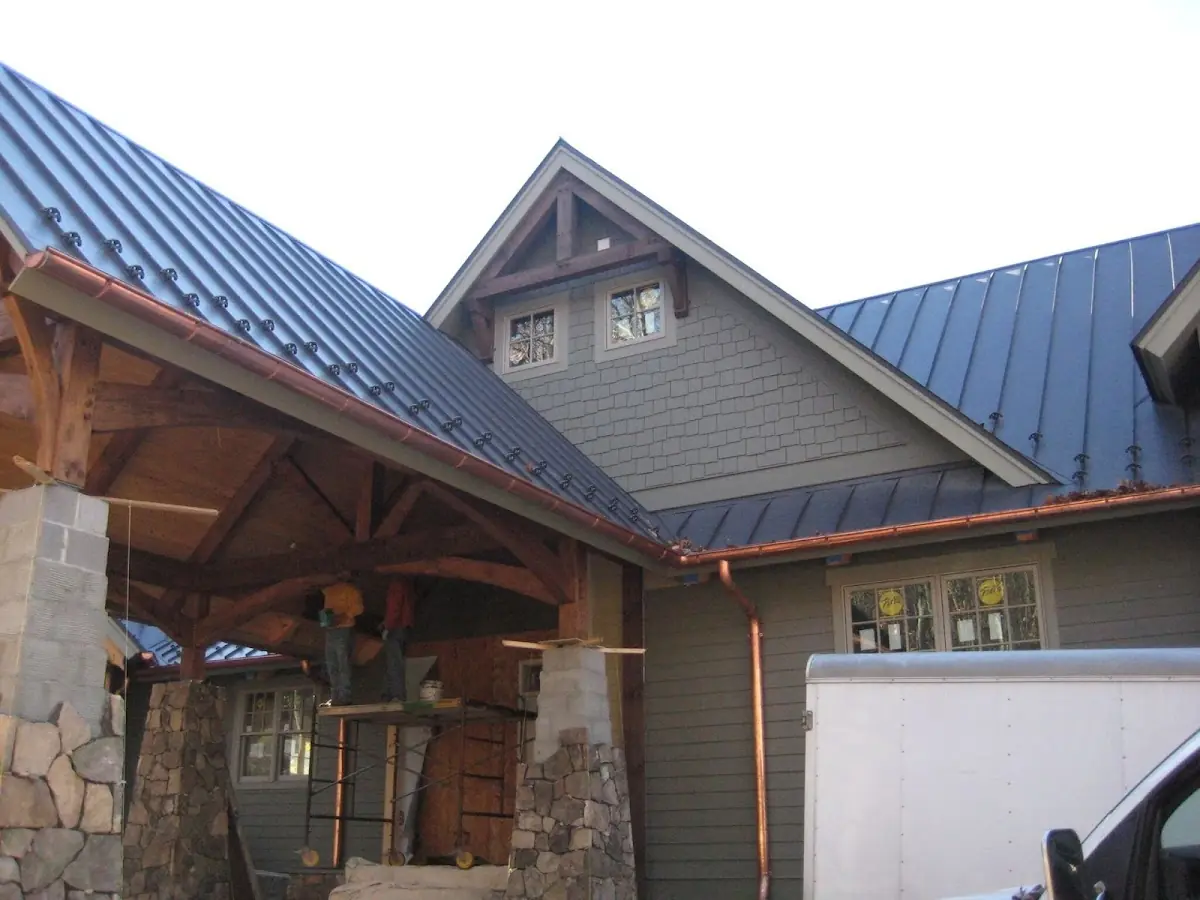 Craftsman Roofing team delivering quality roofing work in Leopard Lakes